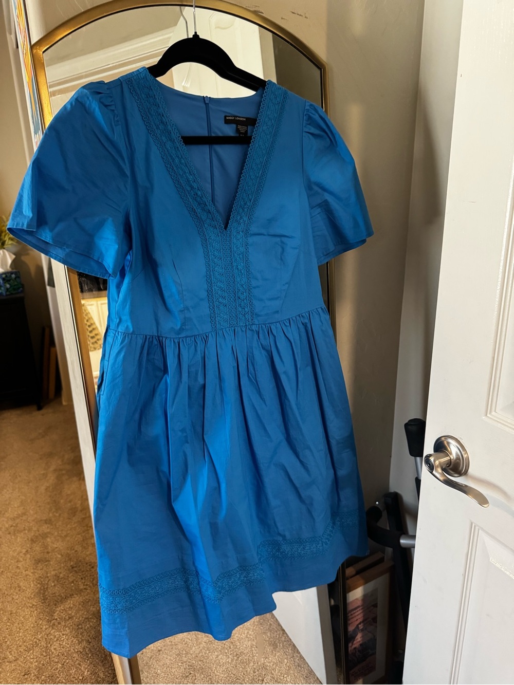 Women’s dress